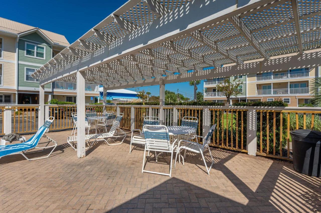 200 Yds To Private Gated Beach Access- 3Br-2Ba- Quiet Location In The Heart Of Destin! Buitenkant foto